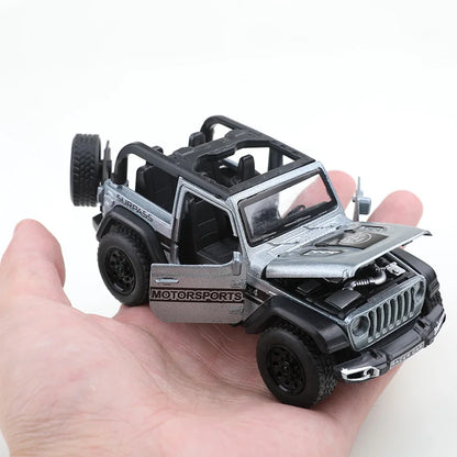 1:36 Diecast Convertible Off-Road 4x4 – Pull-Back Metal Toy Car