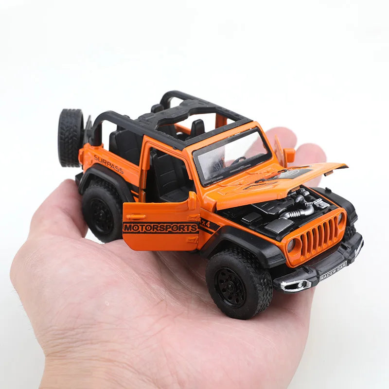 1:36 Diecast Convertible Off-Road 4x4 – Pull-Back Metal Toy Car