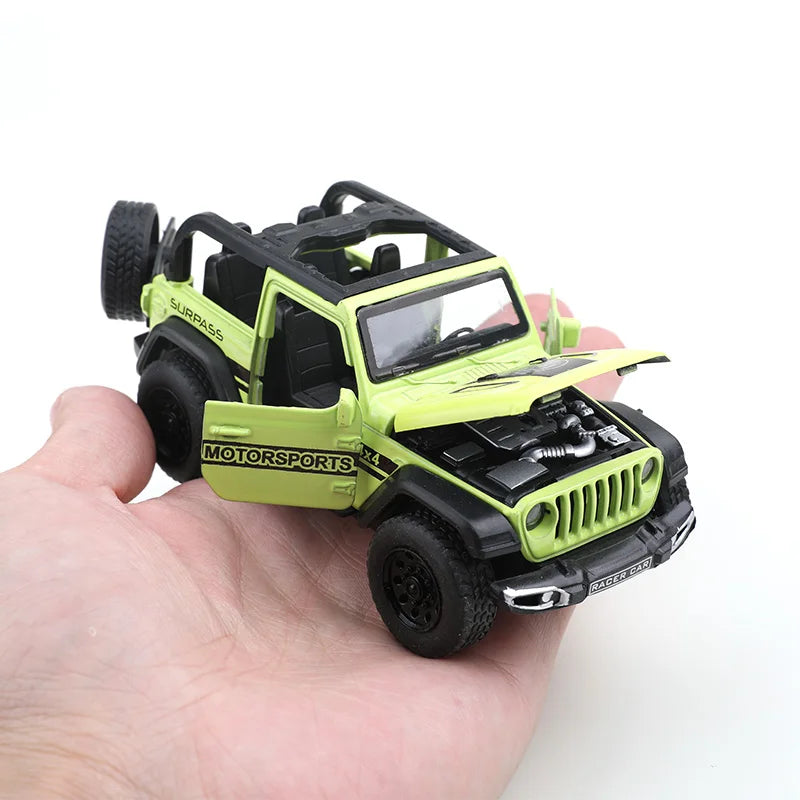 1:36 Diecast Convertible Off-Road 4x4 – Pull-Back Metal Toy Car